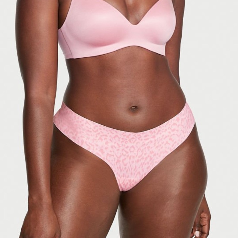 Laura mercier & VS Panty Bundle - Picture 9 of 9